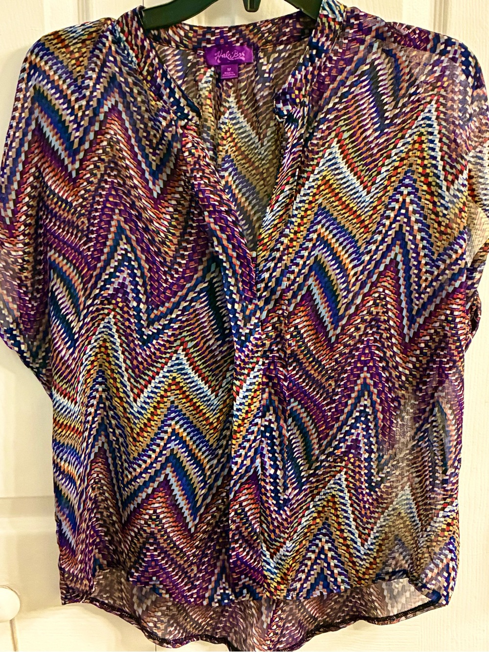 Hale Bob Sheer Chevron Multicolor pullover blouse. Short sleeves.Size Medium GUC